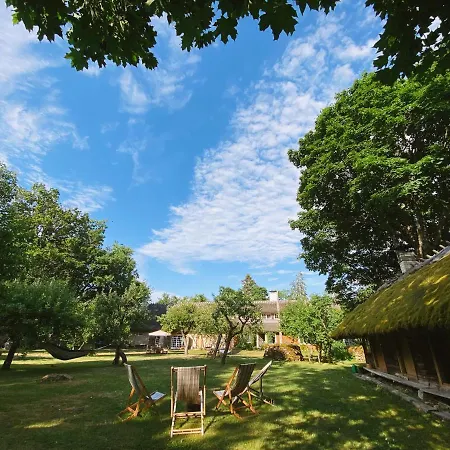 Muhu Tonise Talu * Liiva