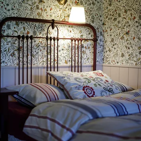 Muhu Tonise Talu Guest house