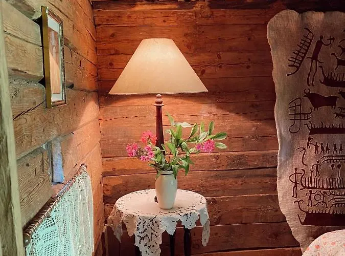 Muhu Tonise Talu Guest house *