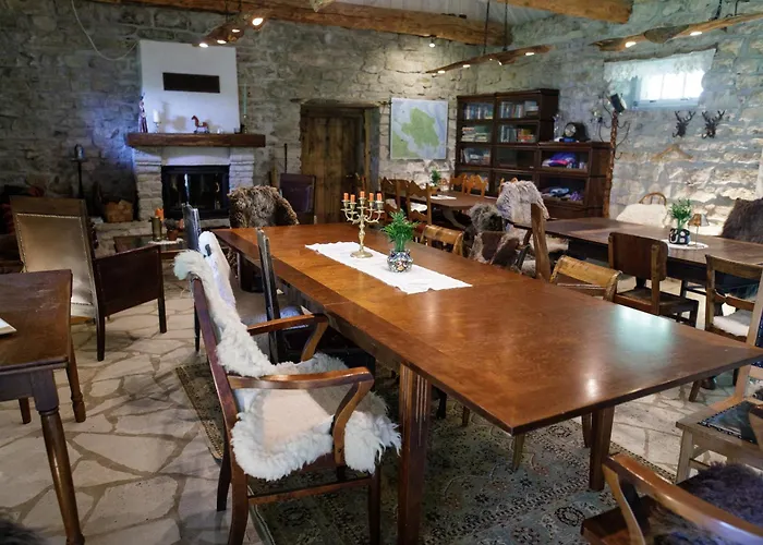 Muhu Tonise Talu Guest house