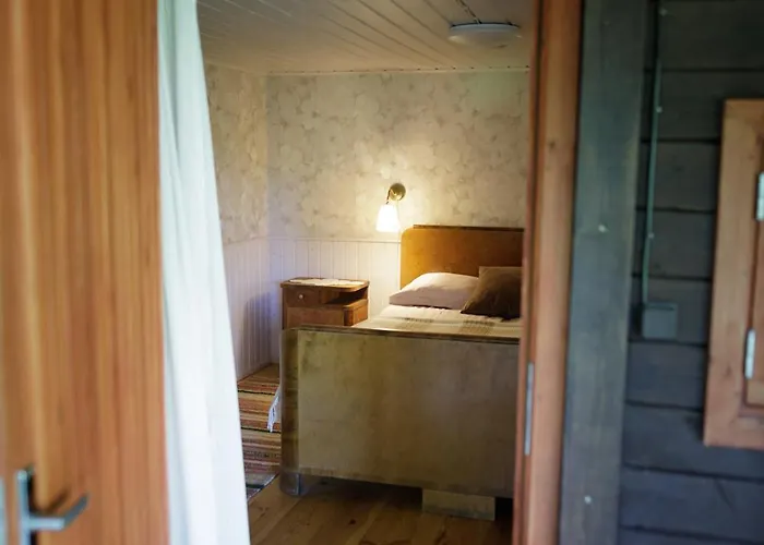 Muhu Tonise Talu Guest house